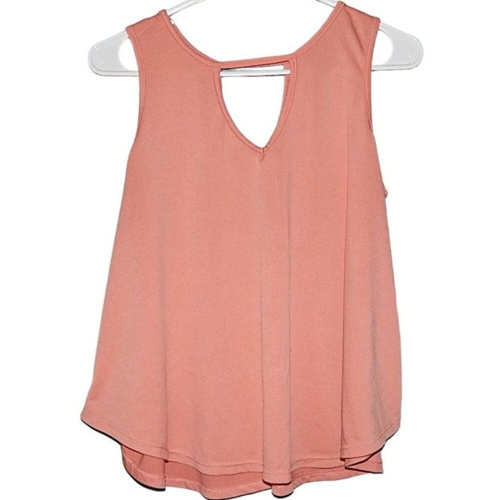 Rue21 Women’s Medium Peach Pink Light‑Coral Semi‑Sheer Keyhole Flowy Tank Top
